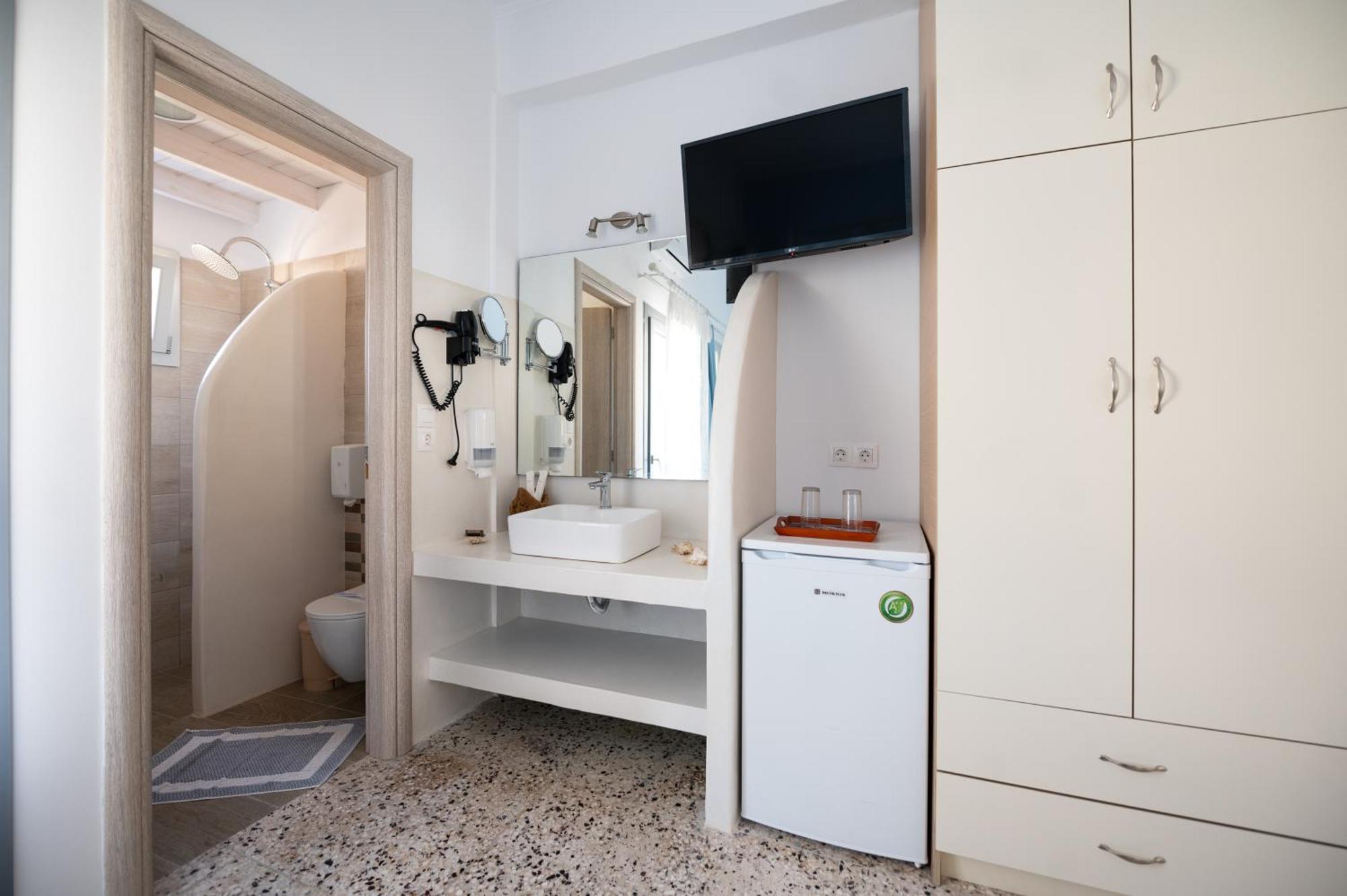 Giasemi Rooms Livadi  Extérieur photo
